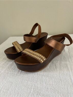 Italian Shoemakers Bronze Rhinestone Platform Wedge Sandals Size 40/Size 9